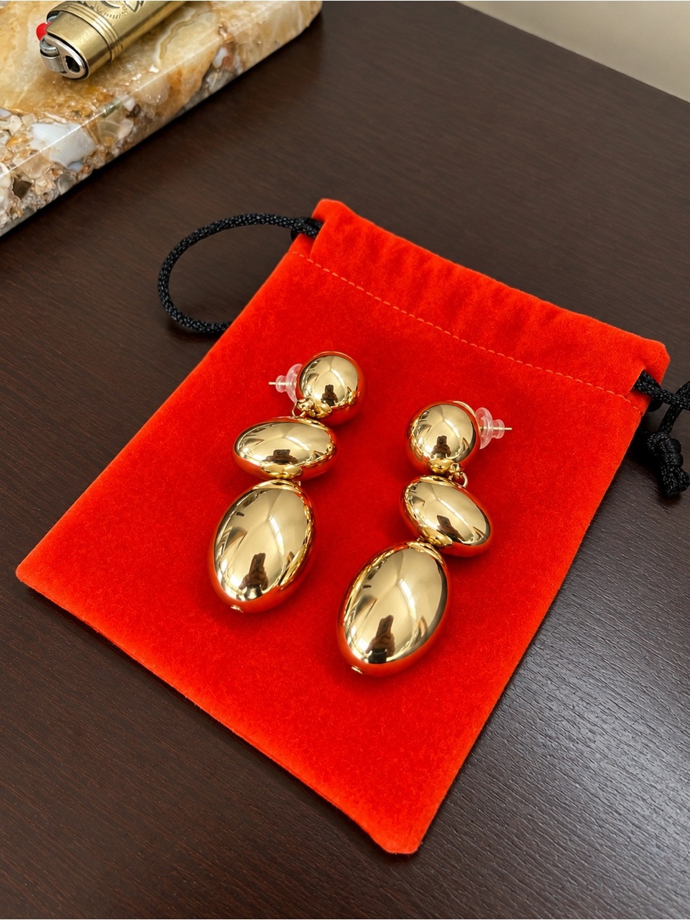 8 Other Reasons Droplet Earrings in Gold